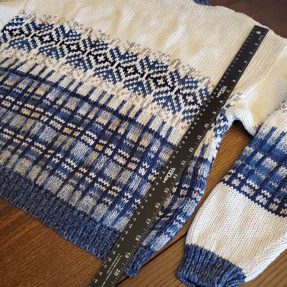 Vtg 90s Era Cable Knit Chenille Crewneck PomPom Sweater Women's S/M Collectible - Picture 5 of 15